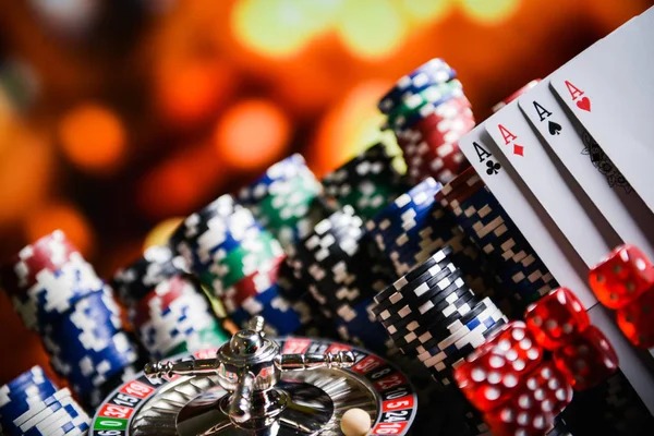 setan platform displaying live SEA Games football markets and live-dealer table options
